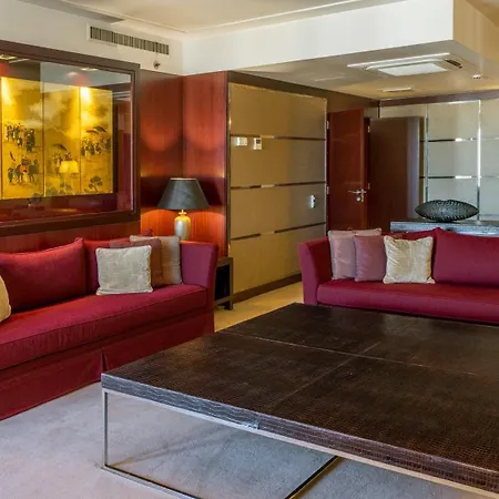 Crowne Plaza Porto By Ihg Hotel Exterior photo A living room in a suite at the Mandarin Oriental, Munich