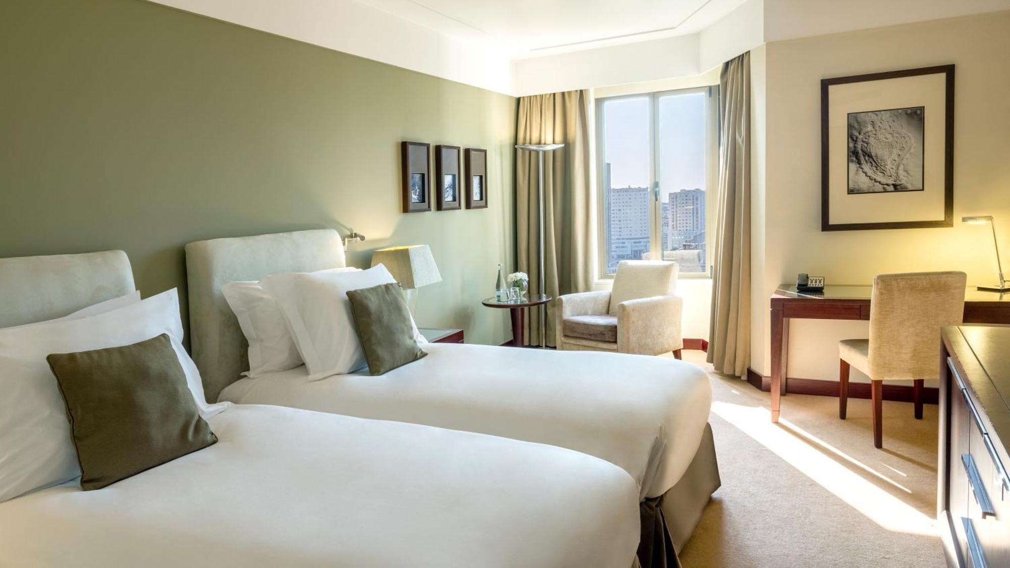 Crowne Plaza Porto, An Ihg Hotel 5*