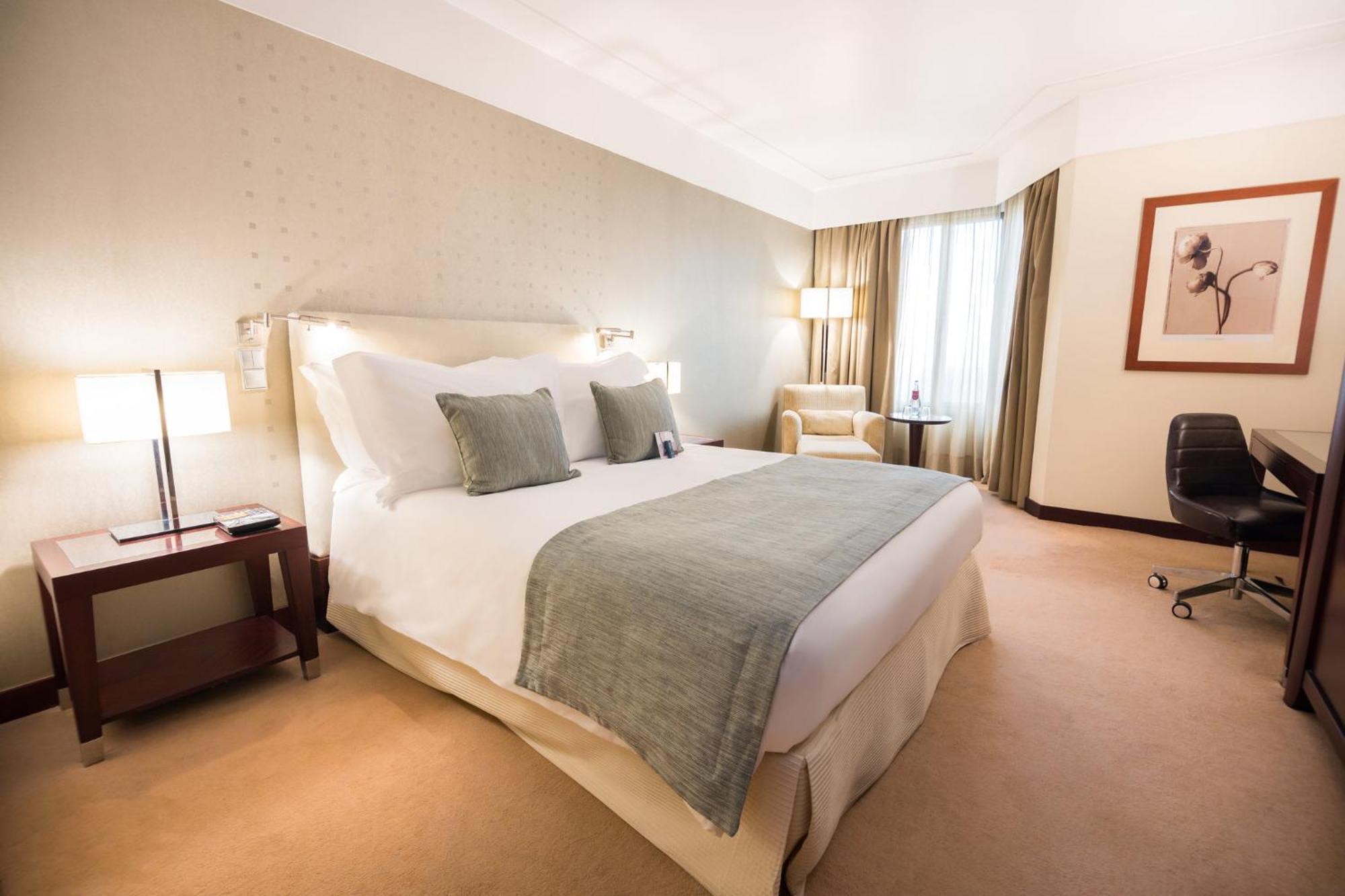 Hotel Crowne Plaza Porto, An Ihg 5*