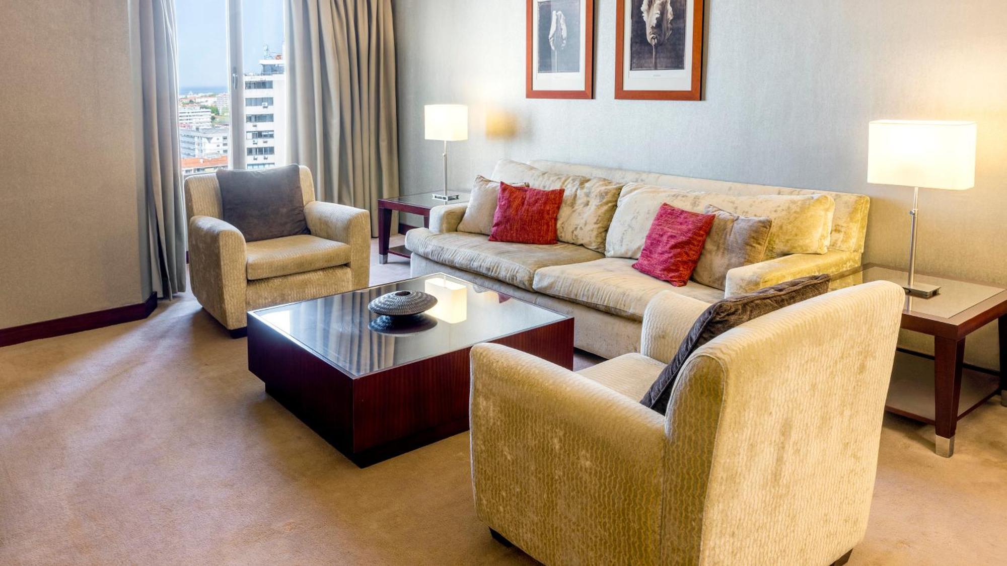 Crowne Plaza Porto, An Ihg 5*